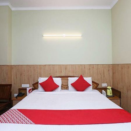 Oyo 22075 Hotel Bali Palace Катра Экстерьер фото
