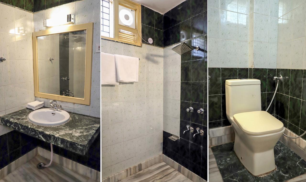 Oyo 22075 Hotel Bali Palace Катра Экстерьер фото
