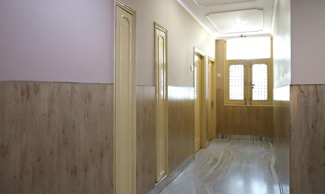 Oyo 22075 Hotel Bali Palace Катра Экстерьер фото