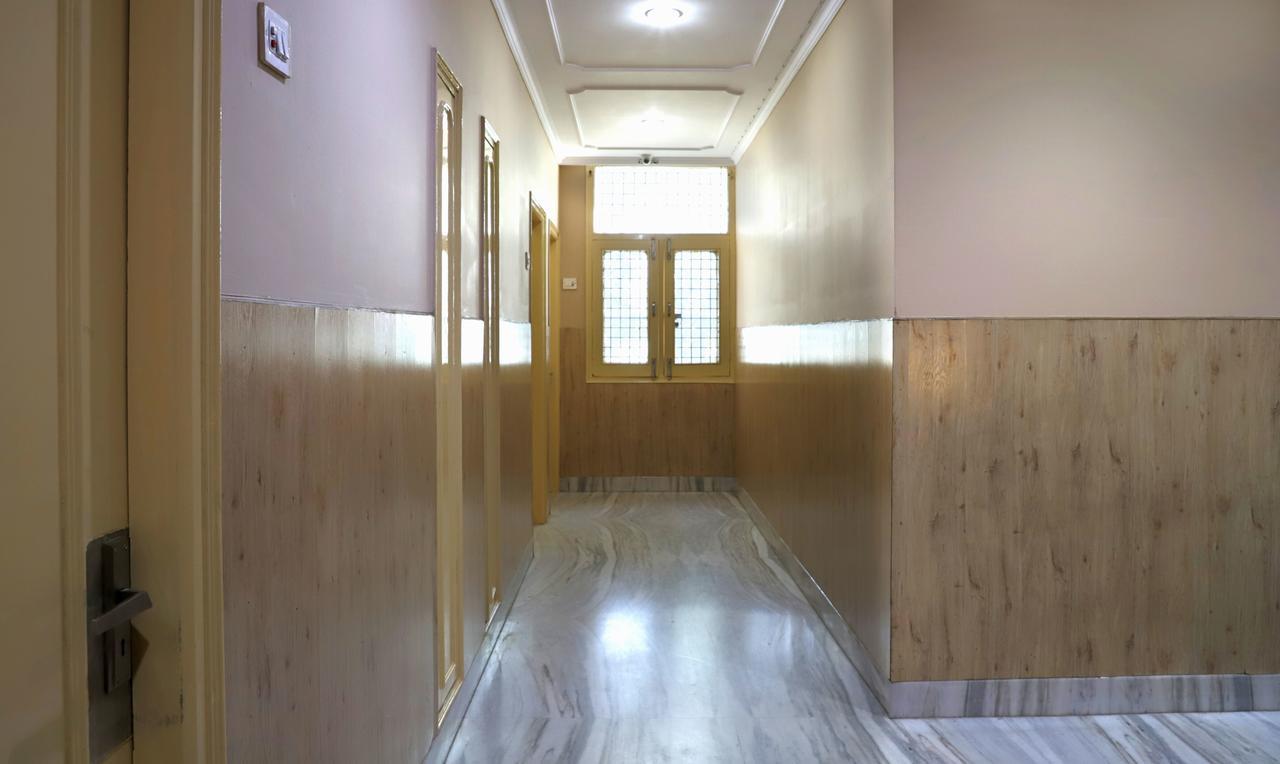 Oyo 22075 Hotel Bali Palace Катра Экстерьер фото