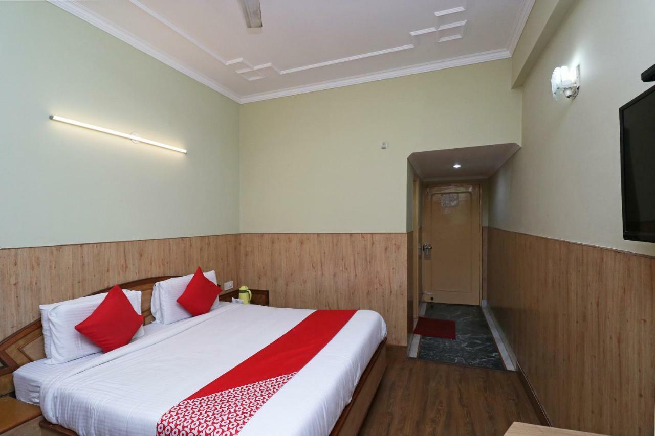 Oyo 22075 Hotel Bali Palace Катра Экстерьер фото