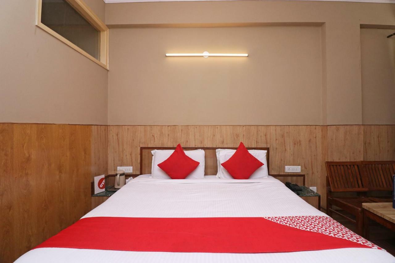 Oyo 22075 Hotel Bali Palace Катра Экстерьер фото
